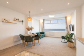 Apartment 2, King's Court